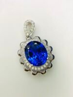 GIL Certified White Gold 14K 2.42 Grams Natural Tanzanite Gemstone Pendant
