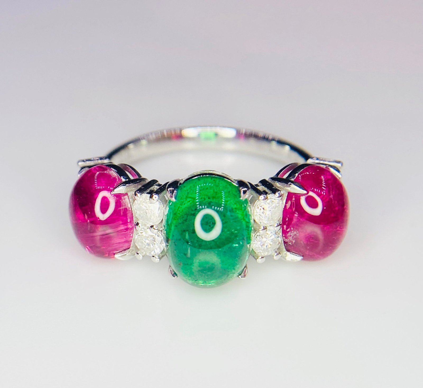 IMG_5756 GIL Certified White Gold 14K 3.75 Grams Natural Emerald & Ruby Gemstone Ring - Image 1