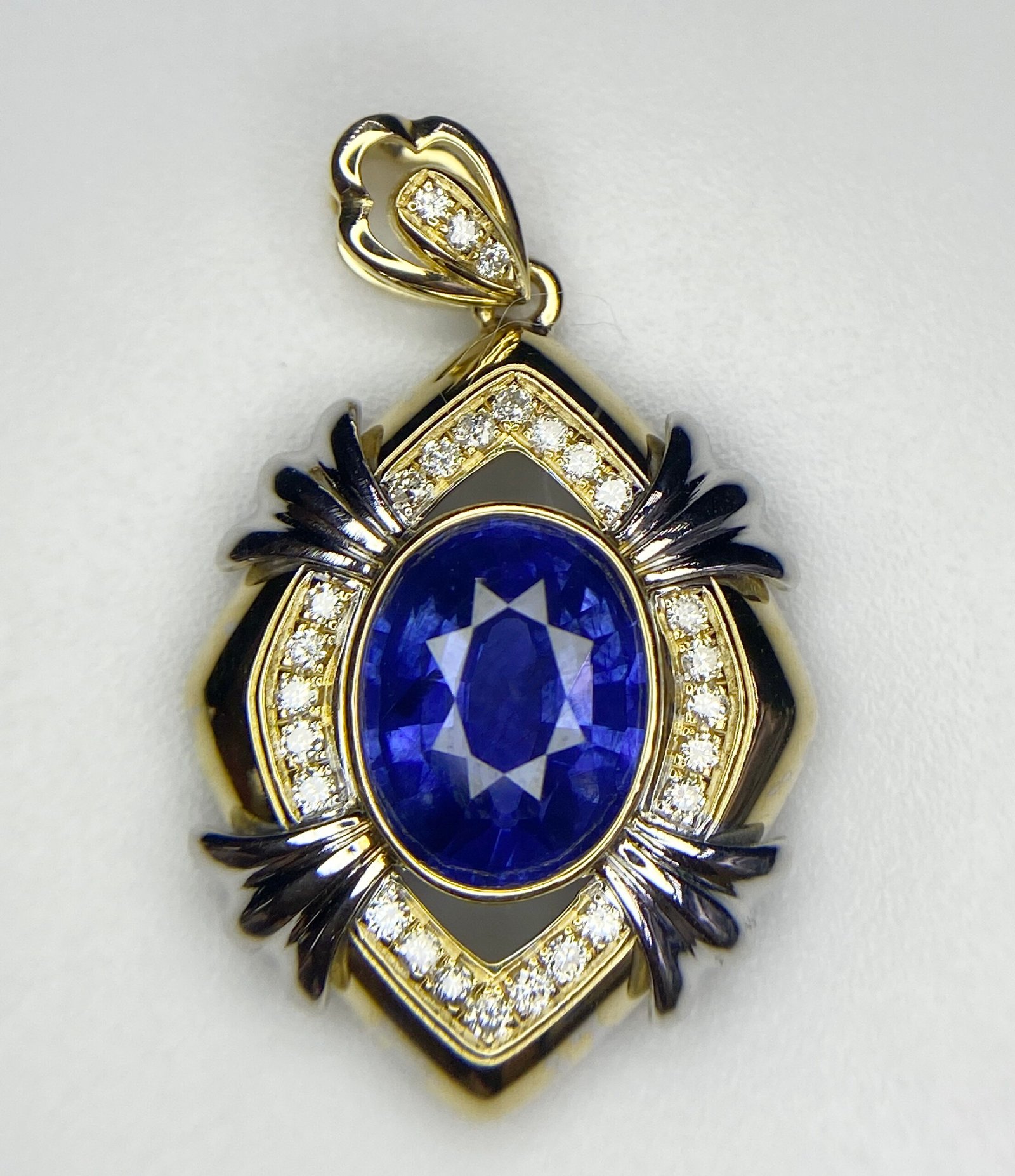 IMG_5778 GIL Certified Yellow Gold 14K 3.88 Grams Natural Sapphire Gemstone Pendant - Image 1