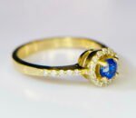 GIL Certified Yellow Gold 18K 3.03 Grams Natural Sapphire Gemstone Ring - Image 4